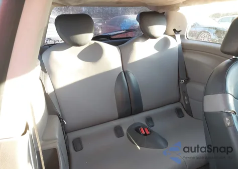 2005 Mini Cooper из США, поврежденный, VIN WMWRC33445TJ64014